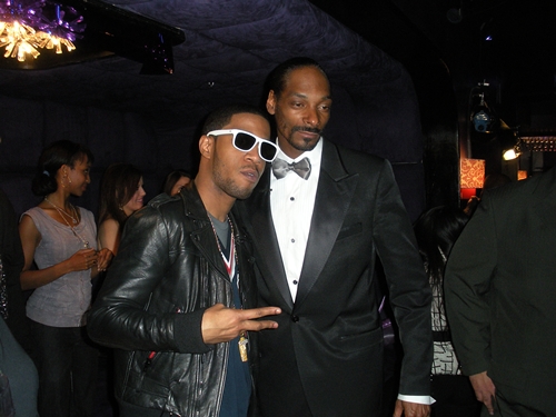 Kid Cudi + Snoop Dogg - "I Do My Thing"