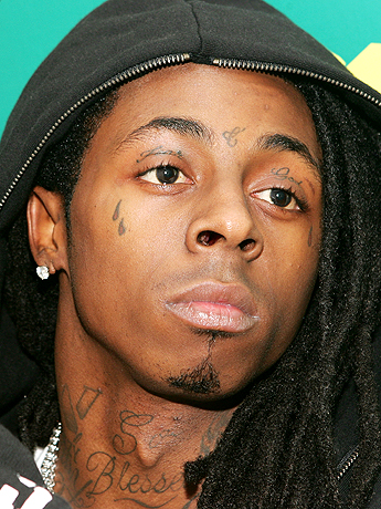 Lil Wayne gets hype for the Super Bowl Guess who he's rooting for